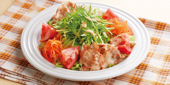 水菜と焼き豚しゃぶのごまサラダ