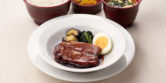 とろとろ豚の角煮定食