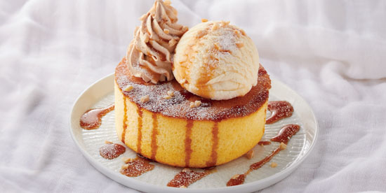 窯焼パンケーキ（北海道産大豆きな粉ホイップ添）