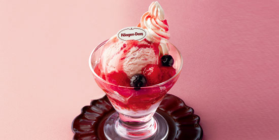 ハーゲンダッツストロベリーのミニベリーパフェ